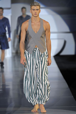 Emporio Armani / - 2009